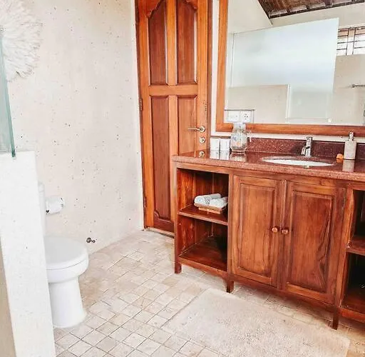Beautiful Private Pool Walk To Town Center Sunrise Views Villa *