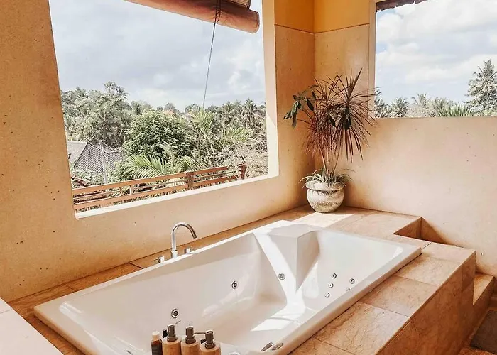 Beautiful Private Pool Walk To Town Center Sunrise Views Villa Ubud (Bali)
