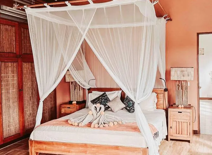Beautiful Private Pool Walk To Town Center Sunrise Views * Ubud (Bali)