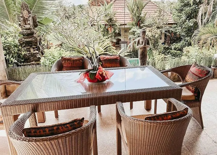Beautiful Private Pool Walk To Town Center Sunrise Views Villa *